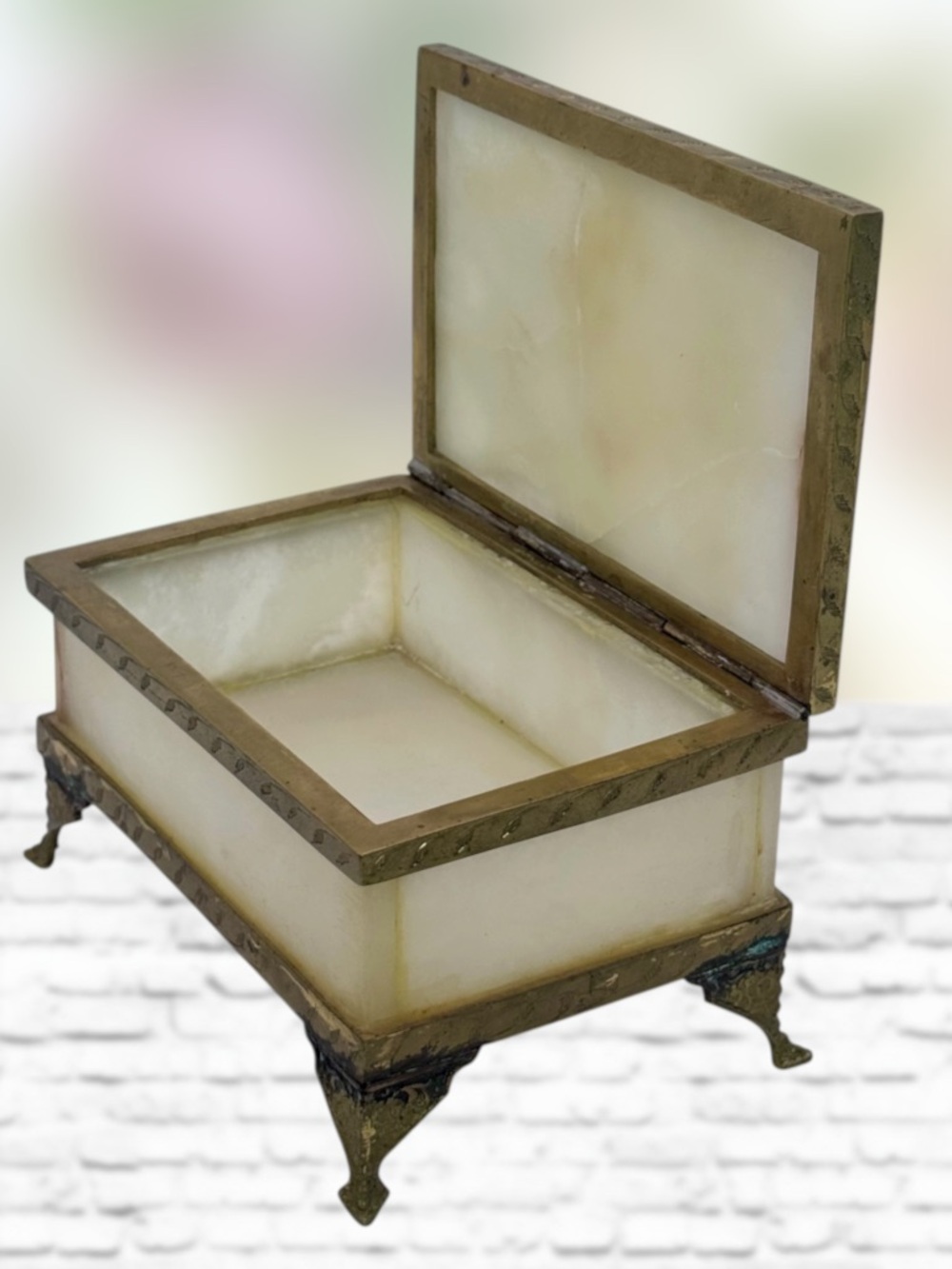 Vintage Onyx Jewelry Trinket Box Brass Hinged Footed Marble Hollywood Regency 6”